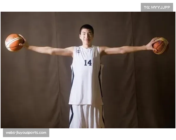 余嘉豪西乙首秀遭遇惨败表现低迷三方面需提升方能重返西甲